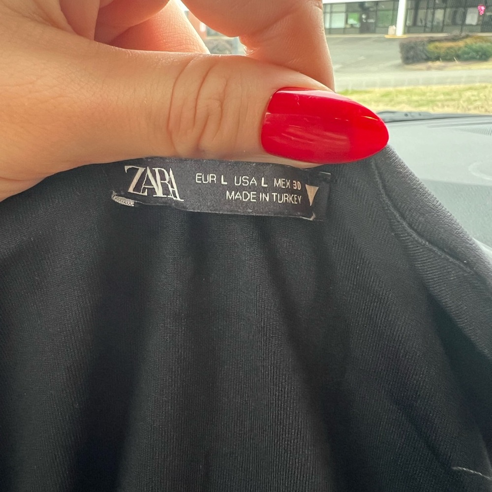 Zara Tank Bodysuit Cute Neckline